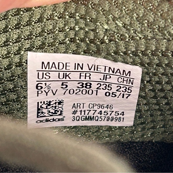 Adidas Green Tubular Shadow Sneakers Running,Walking, Athleisure Sz 6.5 - Picture 10 of 11